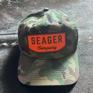 SEAGER COMPANY CAMO HAT